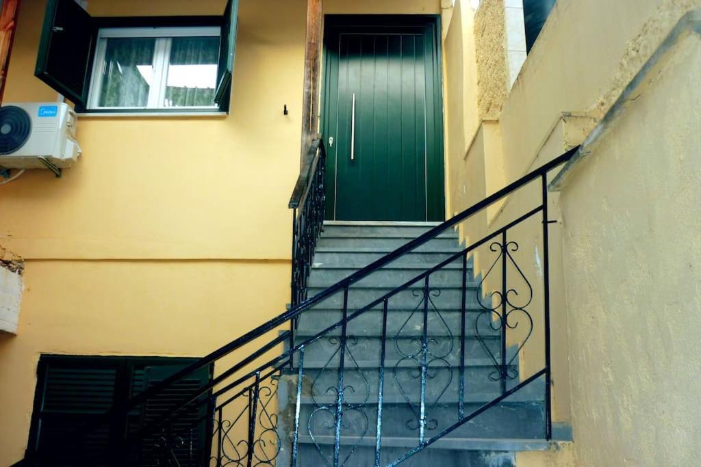 Center Of Parga-John'S House Apartment Bagian luar foto